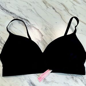 BRAND NEW VS PINK 38c Bra